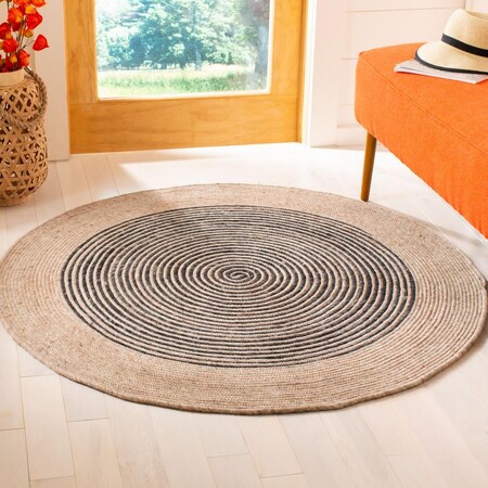 Safavieh 3 x 3 ft. Braided Hand Woven Round Rug, Beige & Black BRD904B-3R